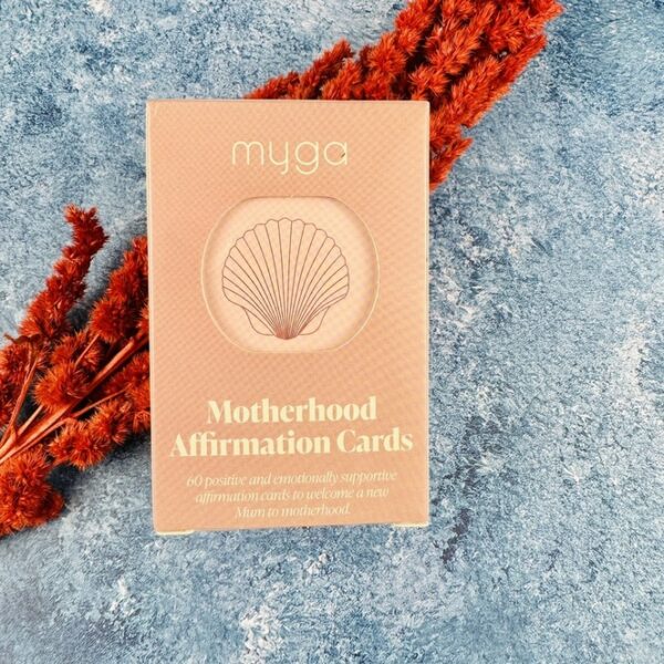 A picture of the Motherhood affirmation cards that are included in the Mini Mindful Mum Gift Box.