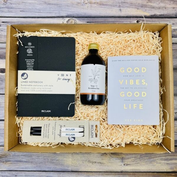 A picture of the range of prodcuts included in the Good Vibes Gift Box presented in MindFill packaging. A perfect Wellness gift.