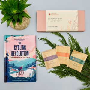 A gift for cyclist who love reading and momemts of calm. This is a picture of the products included in the Nootropics Cyclist Wellnesss Box.
