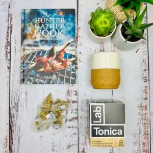 A cooking lover gift. This is a picture of the products that are inlcuded in the Fire & Food Cookery Gift Box.