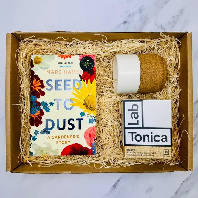 A picture of the range of products that are included on the Gardener Gift Box and presented in the MindFill Packaging